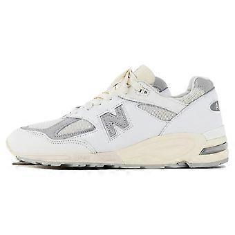990v2 Teddy Santis x 990v2 New Balance Made in USA 'Sea Salt' M990TC2