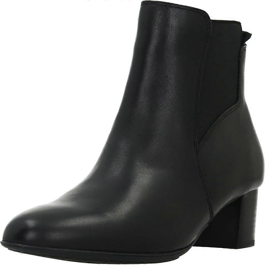 Clarks Linnae H Ankle Boots