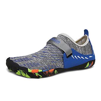 mens nike water socks