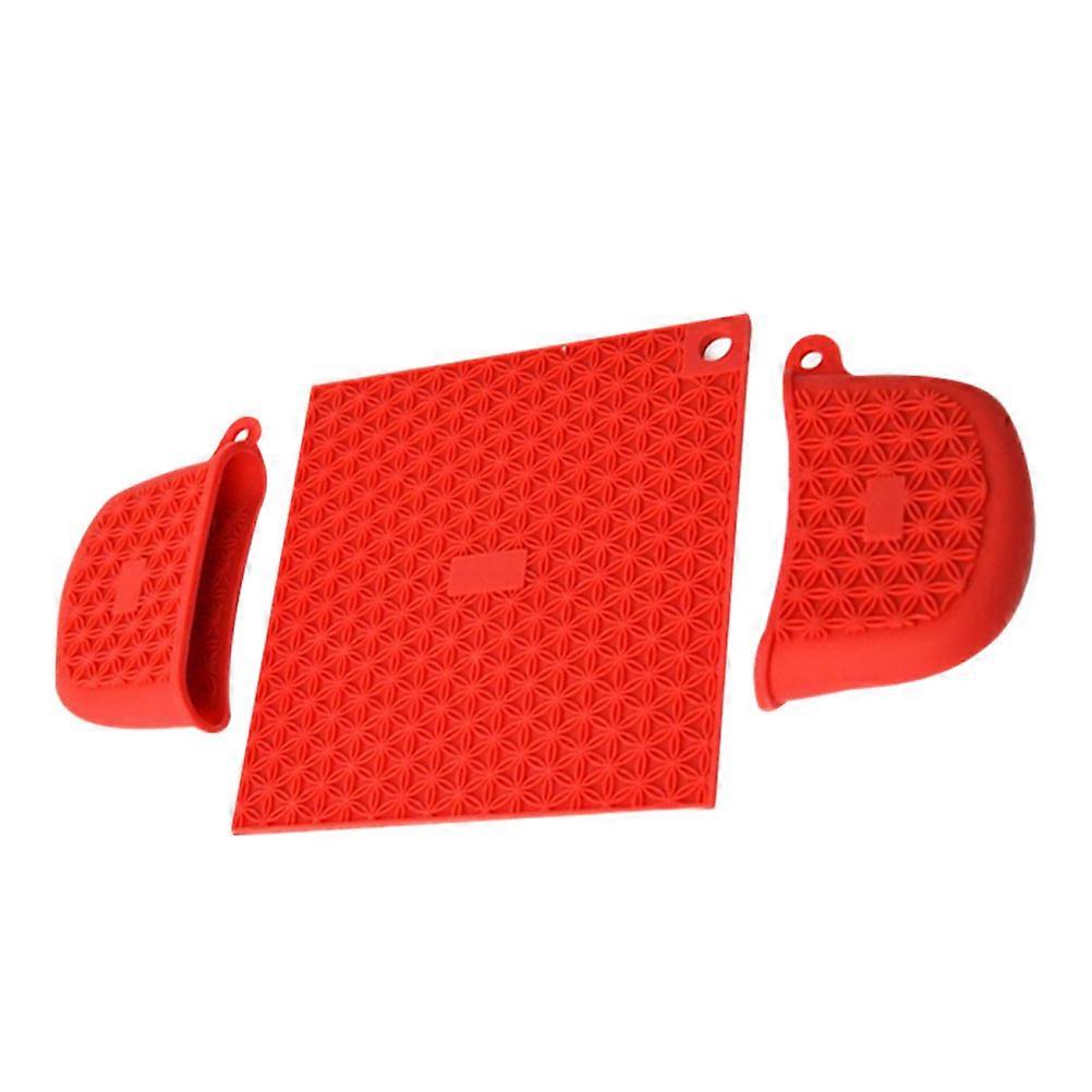 Heat Insulation Pot Handle Sleeve Non Slip Protect Hands from Burns Square Silicone for Home Users Restaurant Staff Red 3Pcs