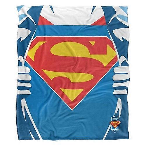 Superman Silky Chest Logo Supersoft Blanket