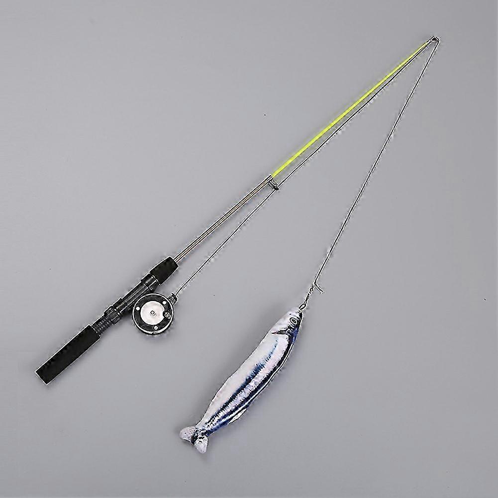 Retractable Cat Wand Toy With Fish