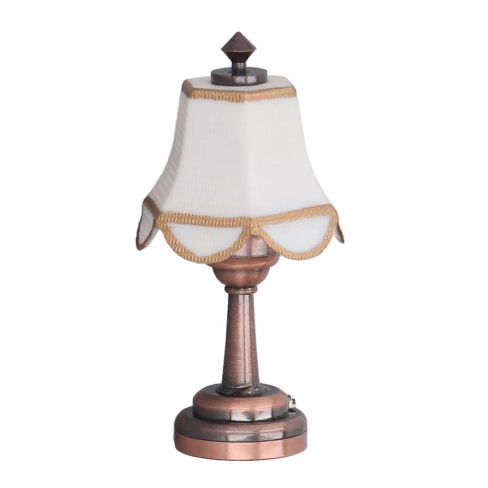 Lampe de table élégante pour maison de poupée, alimentée par piles, en métal et plastique, miniature, pour décoration à l'échelle 1:12