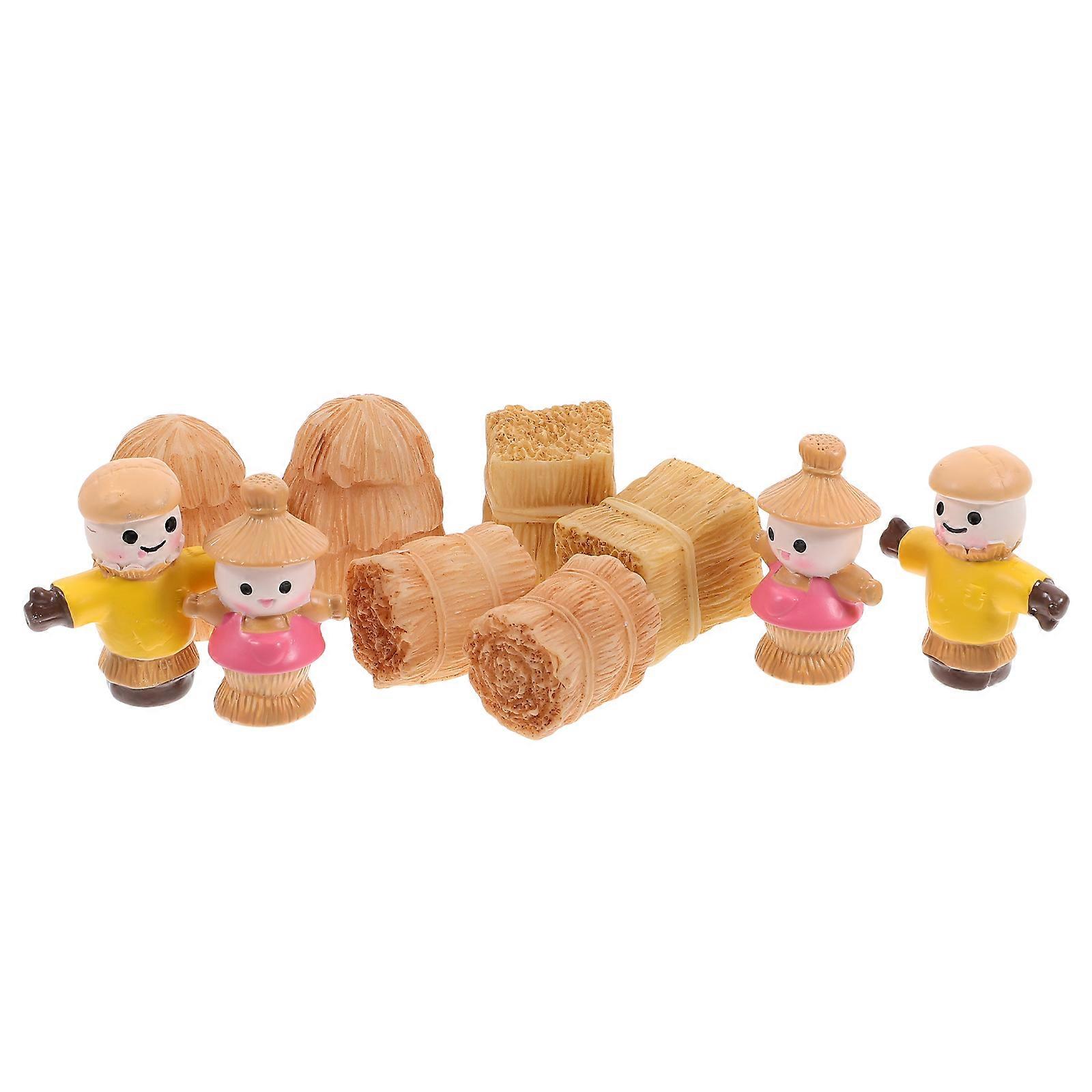 Mini Simulation Hay Bales Scarecrows Doll House Layout Ornaments in Assorted Color Resin for