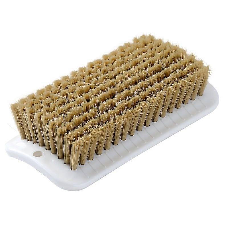 Soft, ergonomic shoe cleaning brush, ideal for avoiding damaging baskets and shoes.