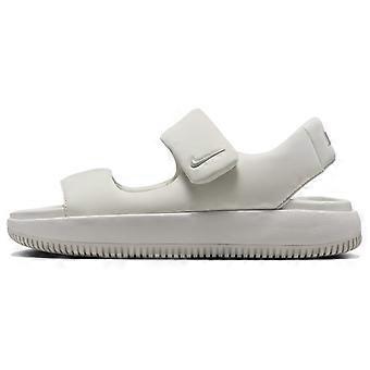 Nike Calm Sandal 'Light Bone' Antislip en slijtvaste strandsandalen voor dames, wit FJ6043-002