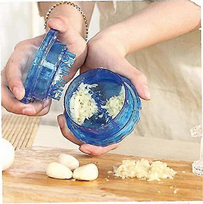 1pc Multi-function Kitchen Grinder for Ginger Garlic Crusher Press Peeler Random Color