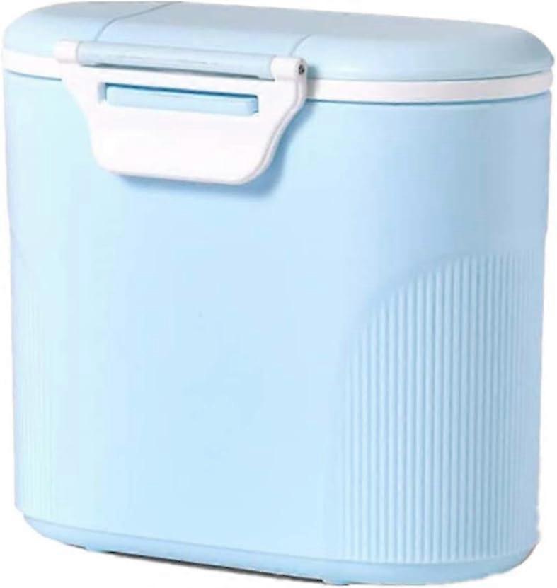 Milk powder travel storage box with scoop