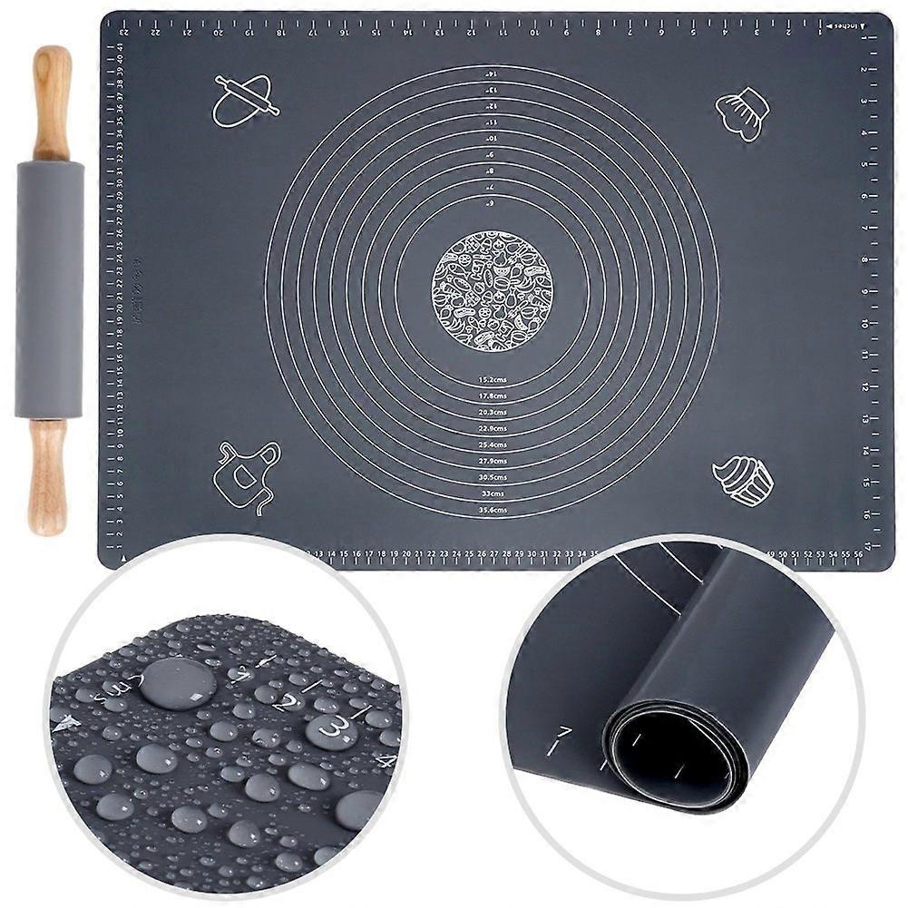 Rear mat and rotating rolling pin in durable silicone