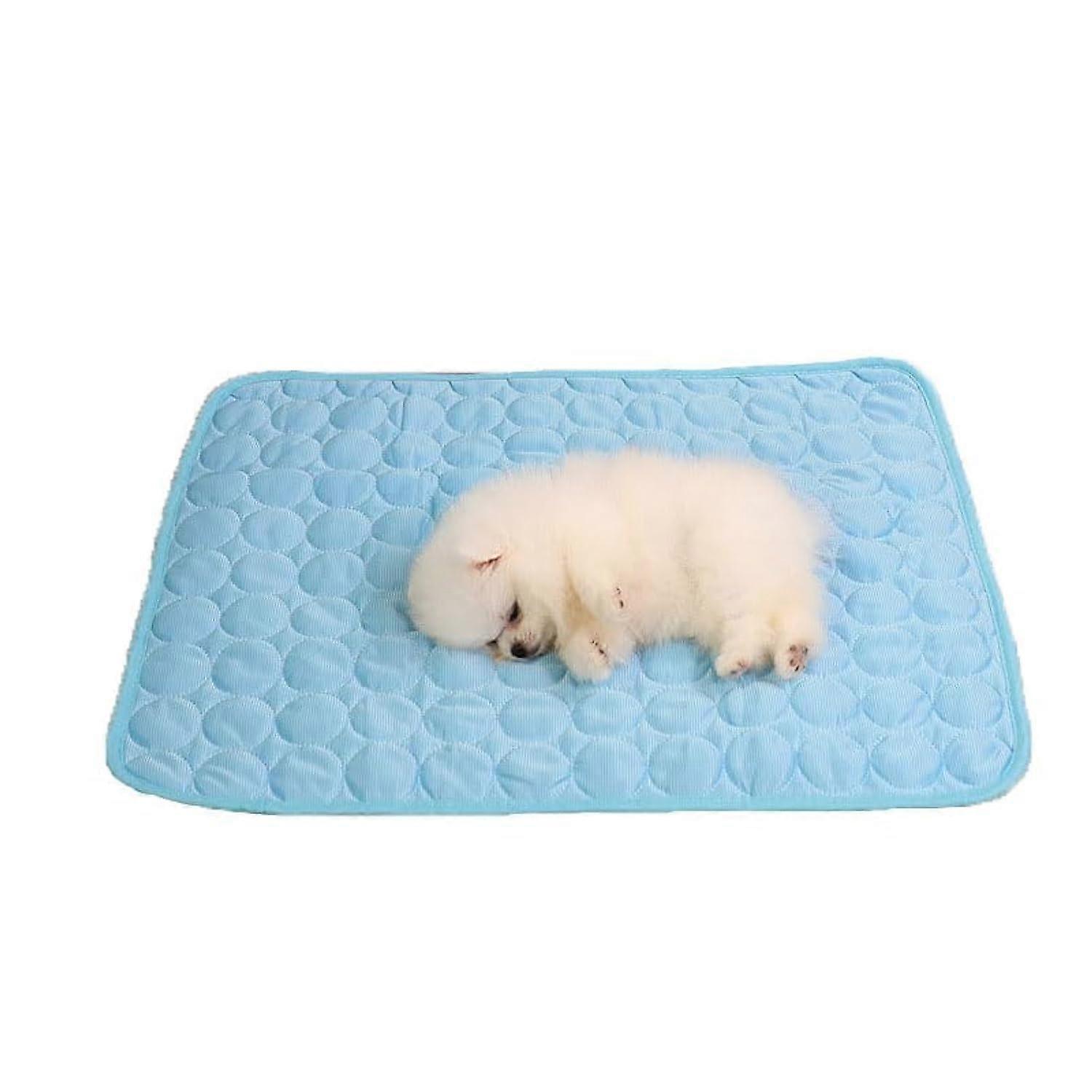 Breathable Ice Silk Pet Cooling Mat for Summer, Indoor Outdoor Use, Car Seat Compatible, Lightweight and Soft Design