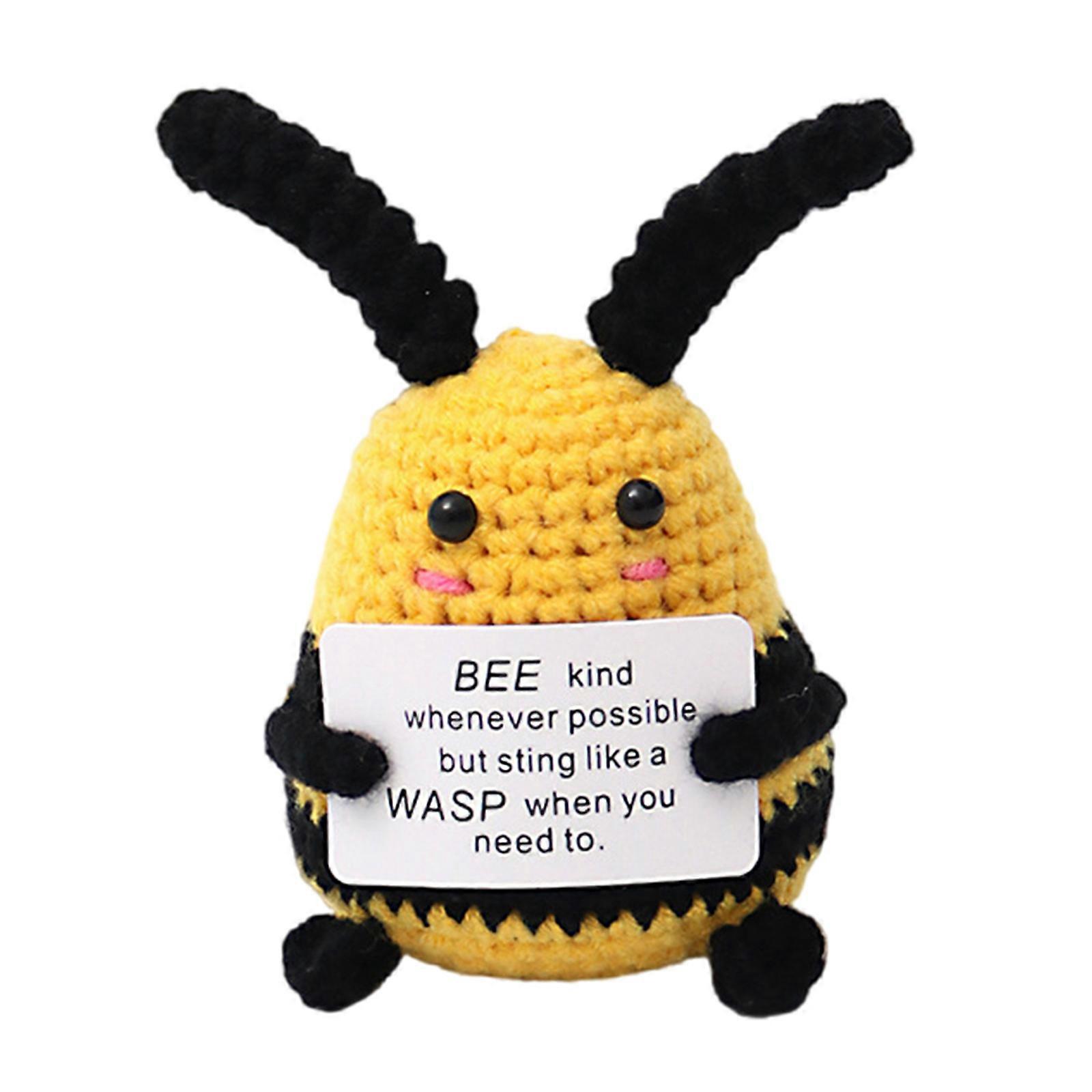 Funny Hand Crocheted Miniature Positive Bees Dolls with Encouraging Affirmation Card Knitting Toy for Unique Gifting