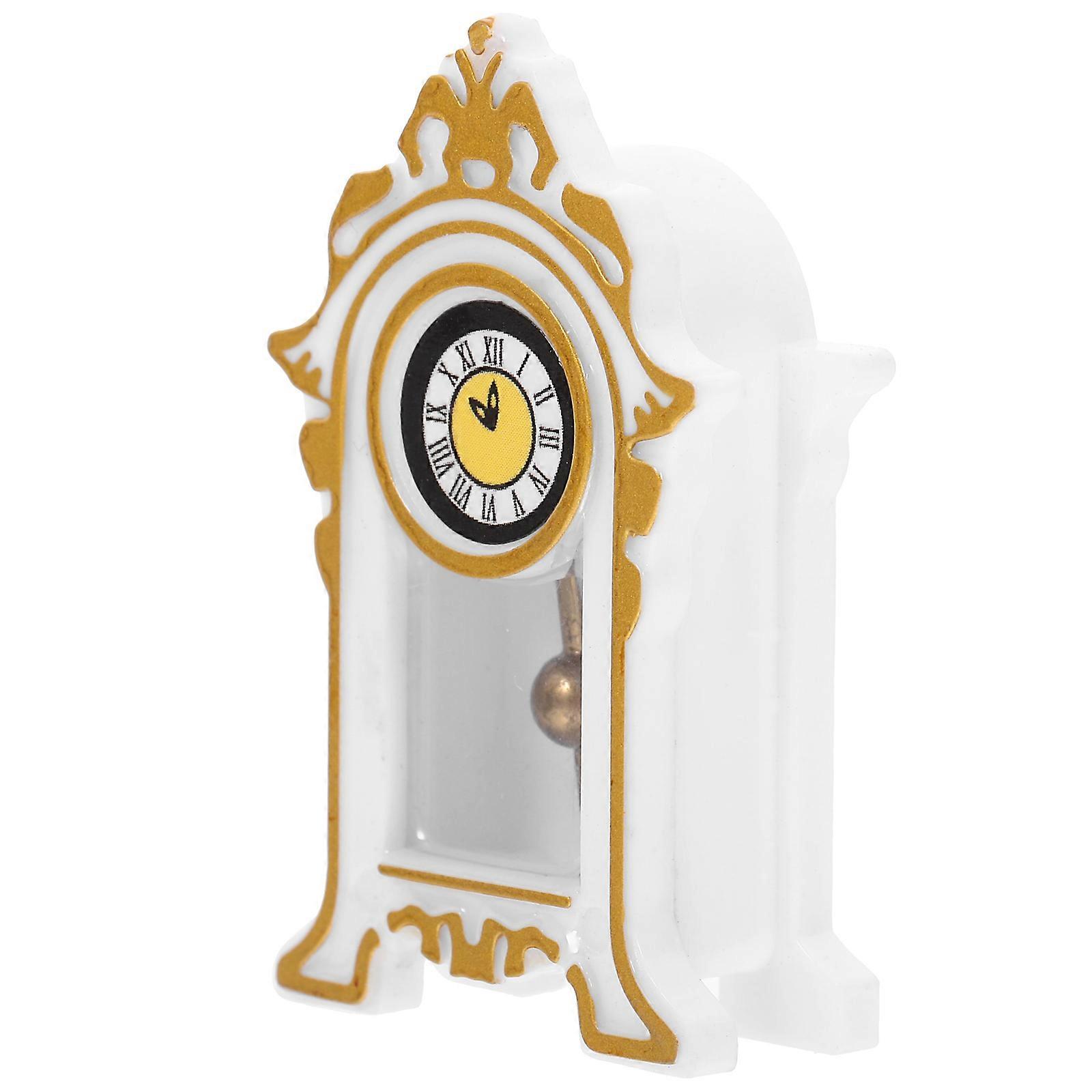 Mini Pendulum Clock 4Pcs Decorative Simulation Model Designed For Miniature Craft Enthusiasts Elegant Orange Color