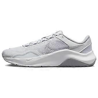 Nike Damen Legend Essential 3 Next Nature 'Pure Platinum Silver' DM1119-004