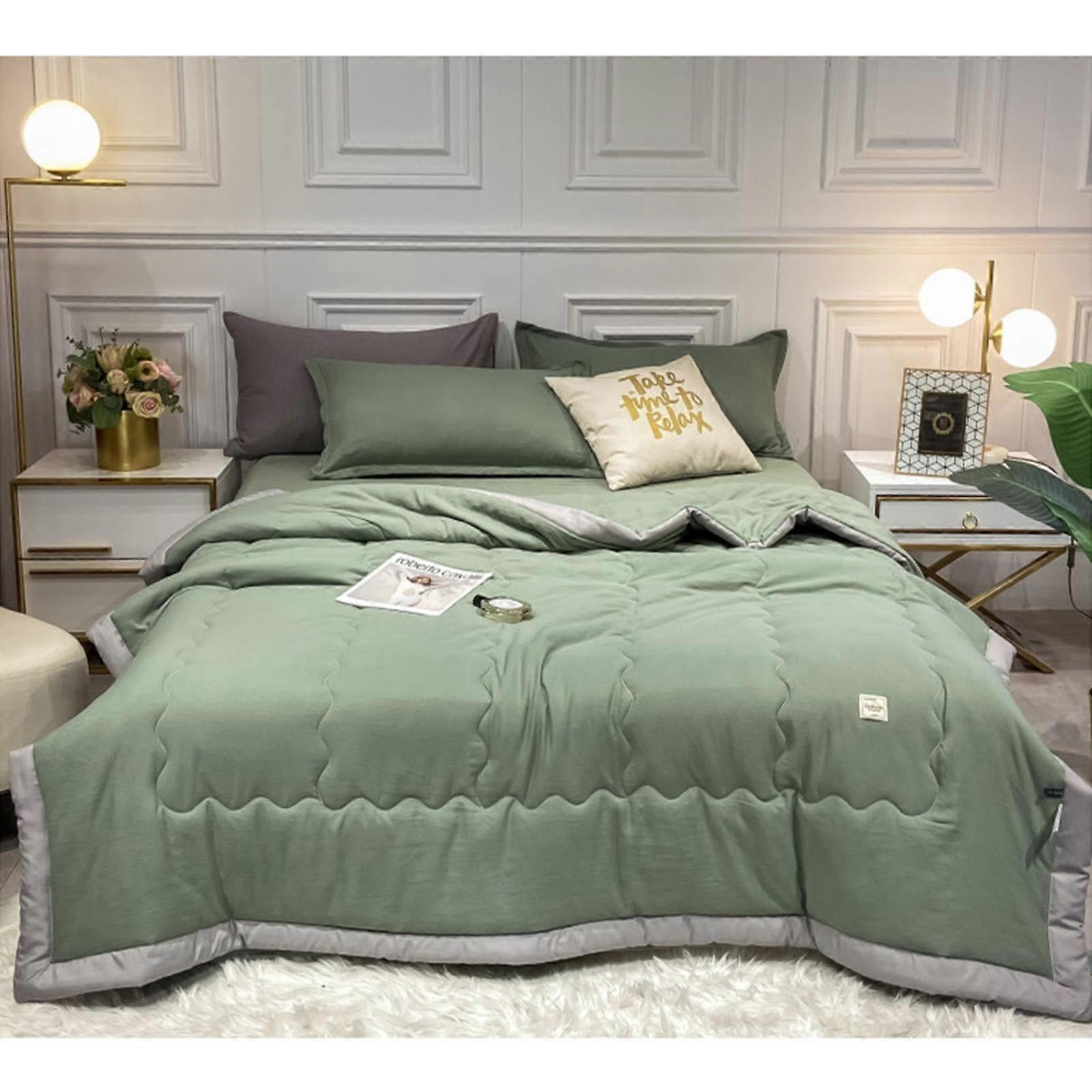 Cooling Cool Ice Cold Blanket for Bed and Couch, Lightweight, Breathable, Soft Fabric, Twin Size, Gray