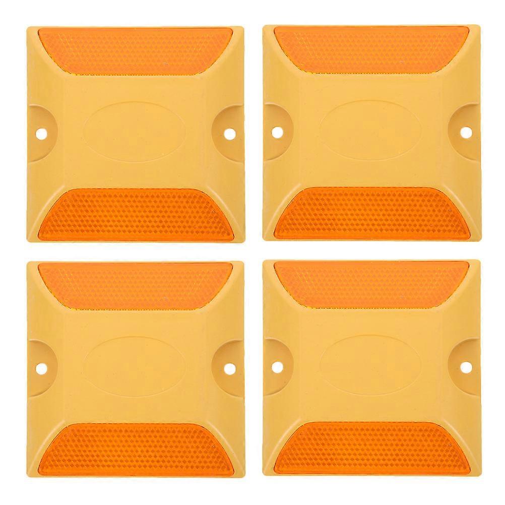 Durable Reflective Plastic Road Studs Dual-Sided Speed Reduction Reminder For Highway Use 4Pcs