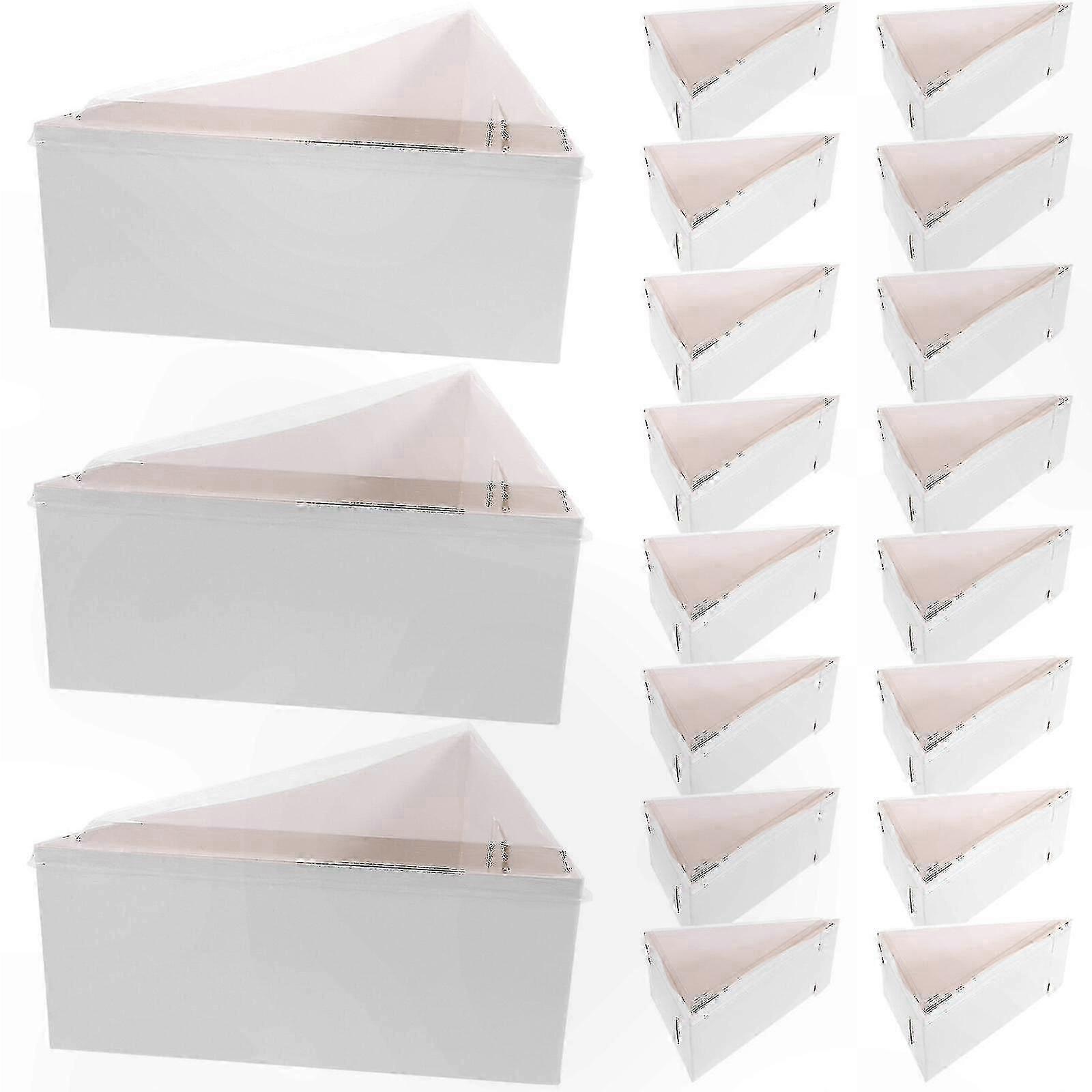 50-pack triangular boxes, suitable for cake slices and pastry packaging containers.