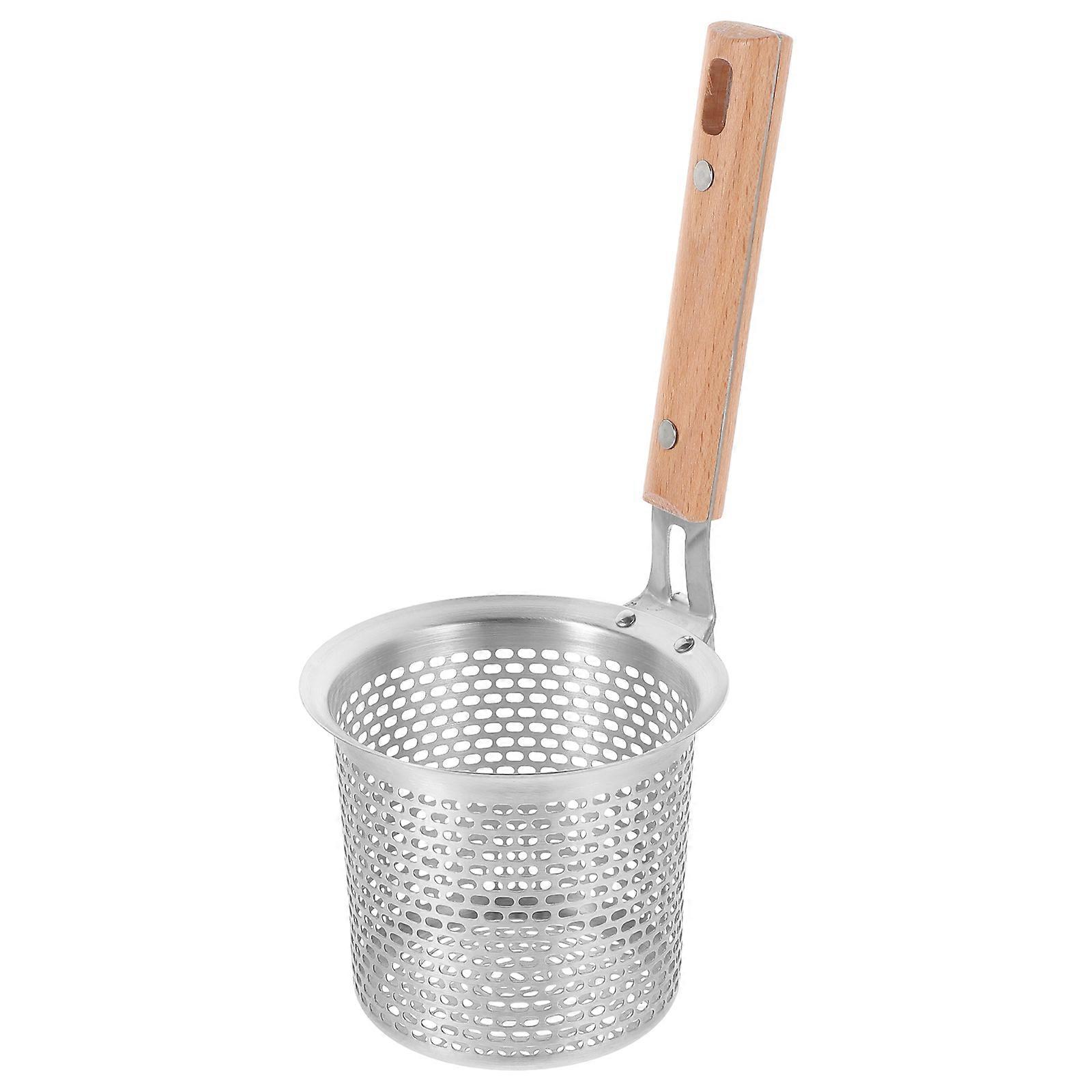 4Pcs Food Filtering Strainer Colander For Kitchen Tools Stainless Steel With Long Handle Ideal For Pot