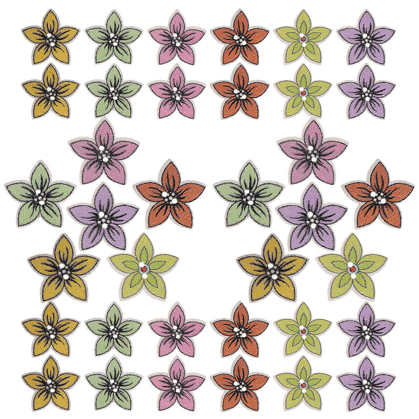 Flower Modeling Buttons Wooden Sewing Buttons for Sewing Use 100Pcs Assorted Color