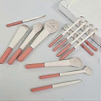 Set di 13 pennelli Kitorange per trucco, ombretto, fard e altri cosmetici.