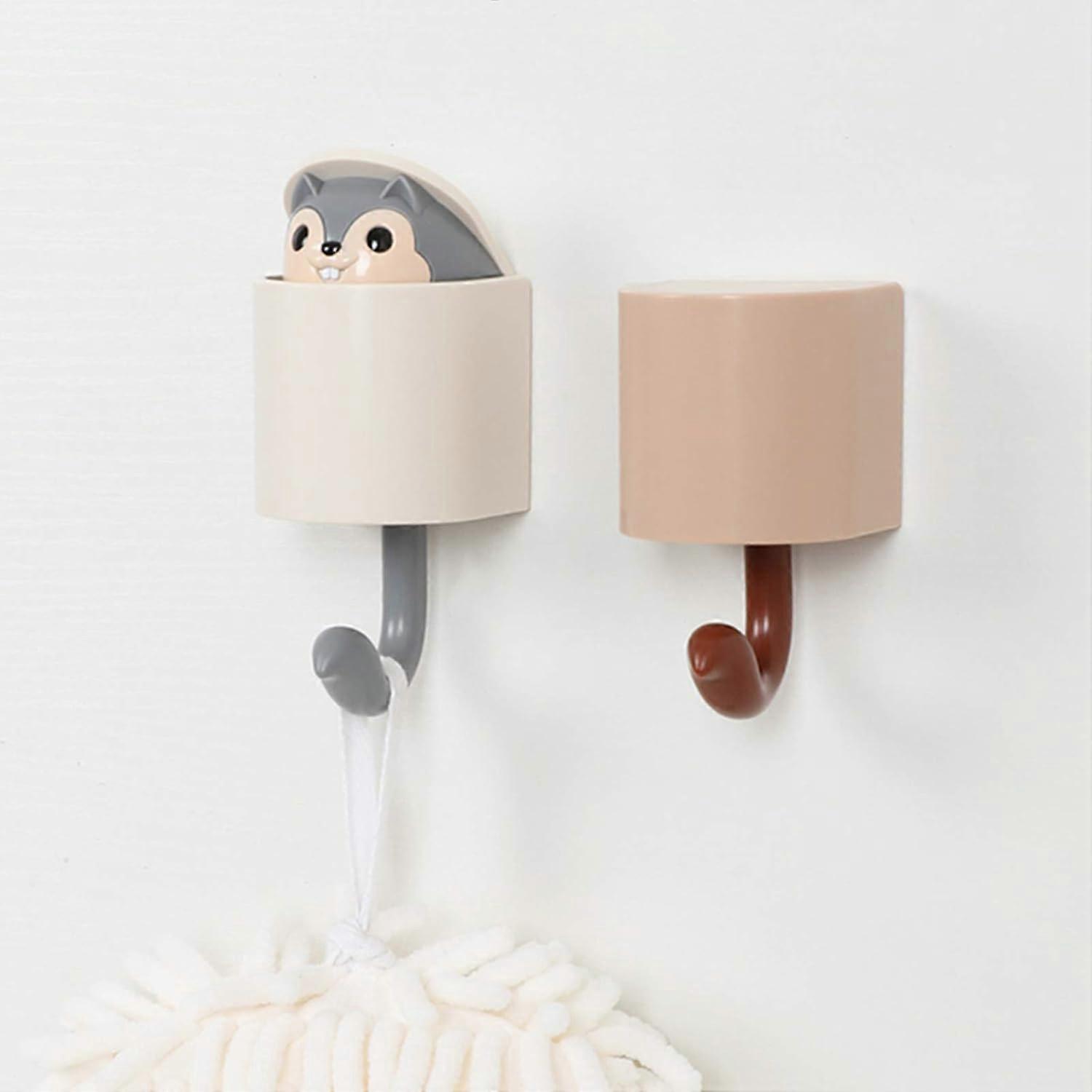 Two creative squirrel wall hook key holders, cute children's clothing.