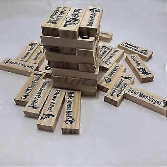 Stapelspel met houten blokken: een toren van 48 stukken, een leuke activiteit voor een romantische avond met z'n tweeën.