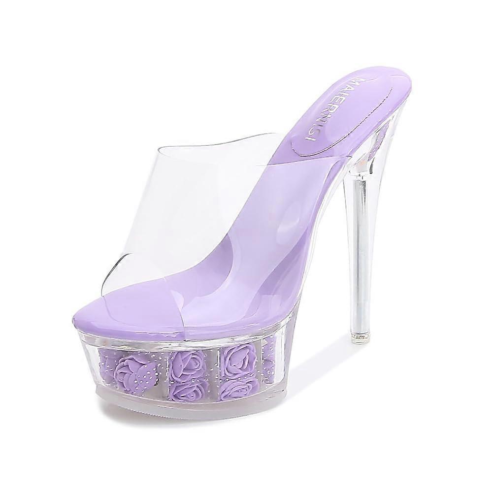 Step into the spotlight with these fashionable showgirl heels! Purple size 41 EU.
