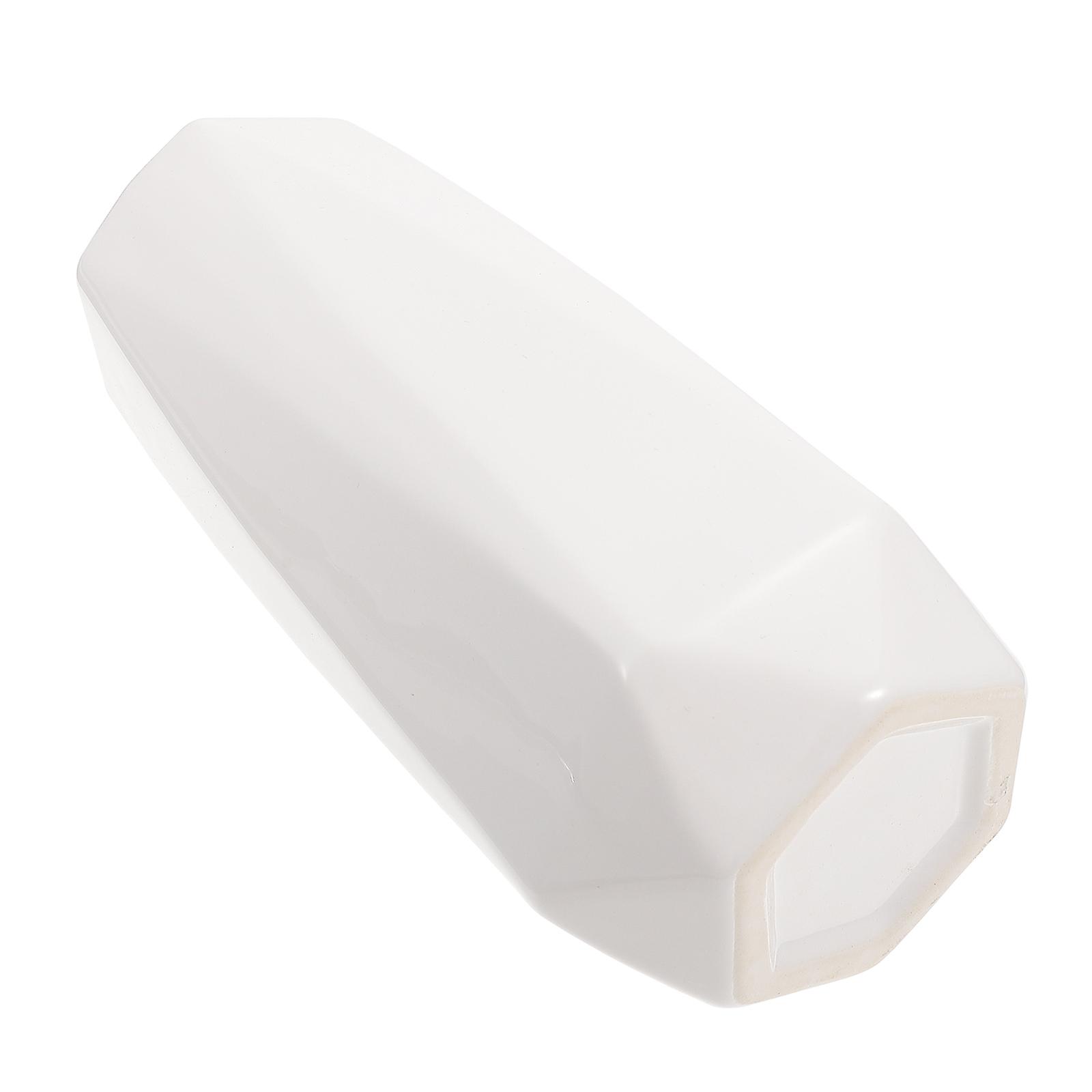 Home Decor Vase, Ceramic Build, Versatile Flower Arrangement