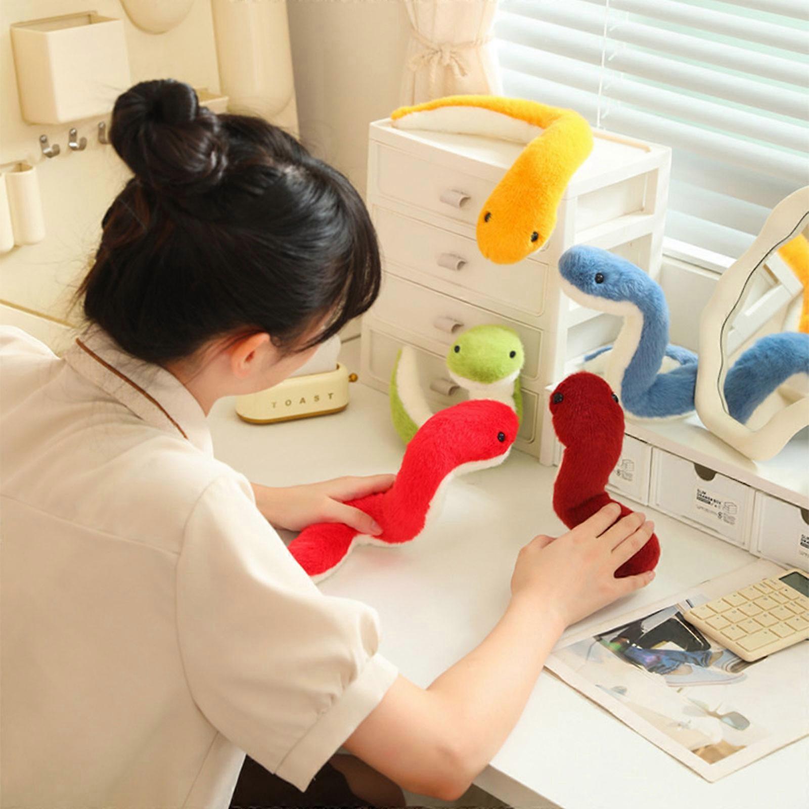 Poseable Snake Mascots Plush Toy for Gifting Chinese Celebration Zodiacal Dolls 2025 Chinese New Year Collectible Dolls Yellow