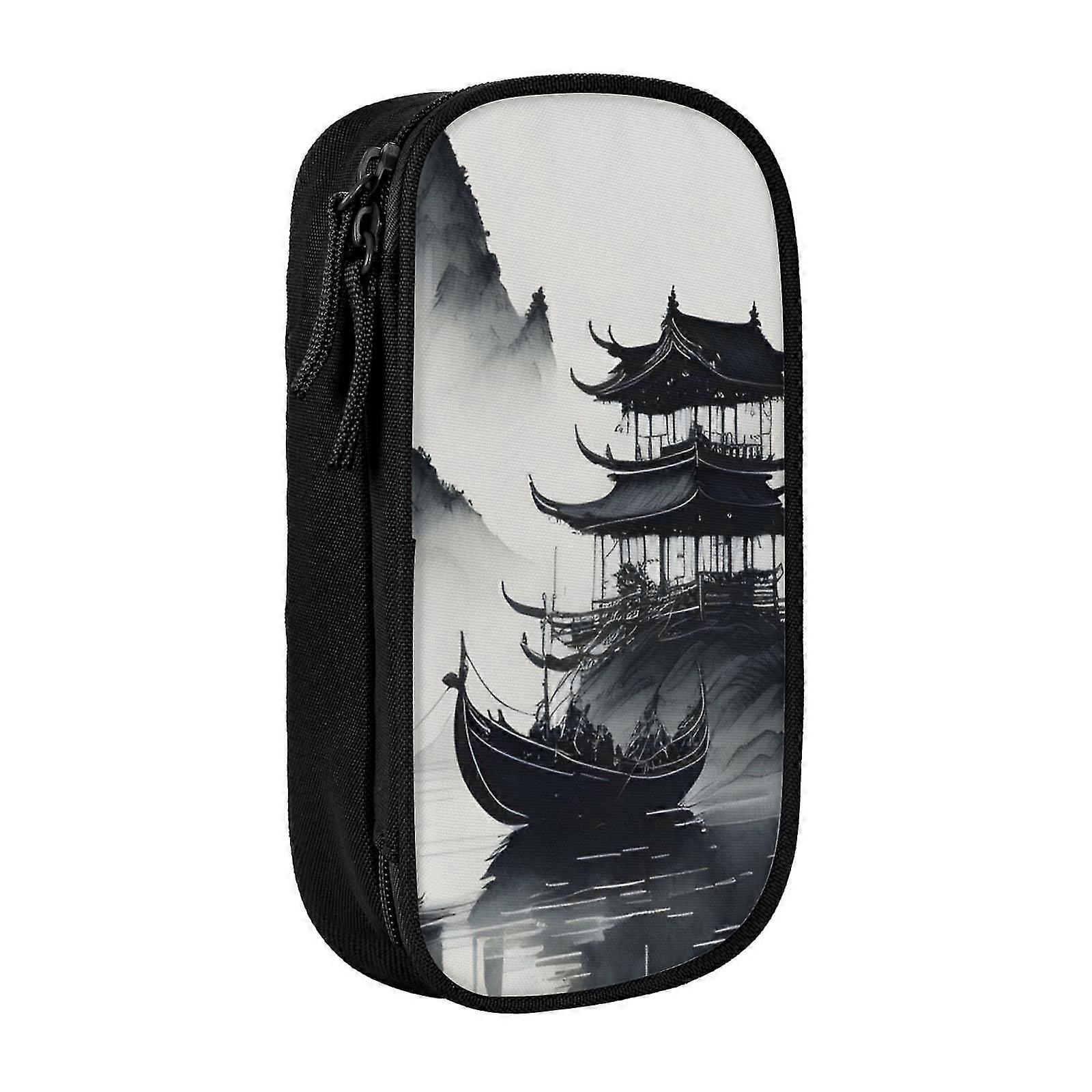Stort oppbevaringspennal, Lake Tree Ink Mountain Pattern
