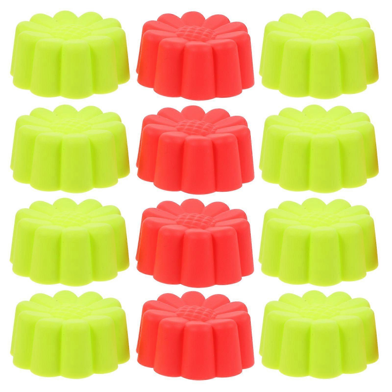 12PCS Sunflowers Shape Silicone Muffin Baking Cups Reusable Heat Resisant Cupcake Liners Non-Stick Cake Molds (Random Color)