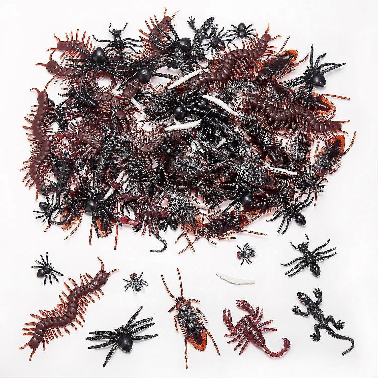 130 Pcs Realistic Plastic Bugs Set