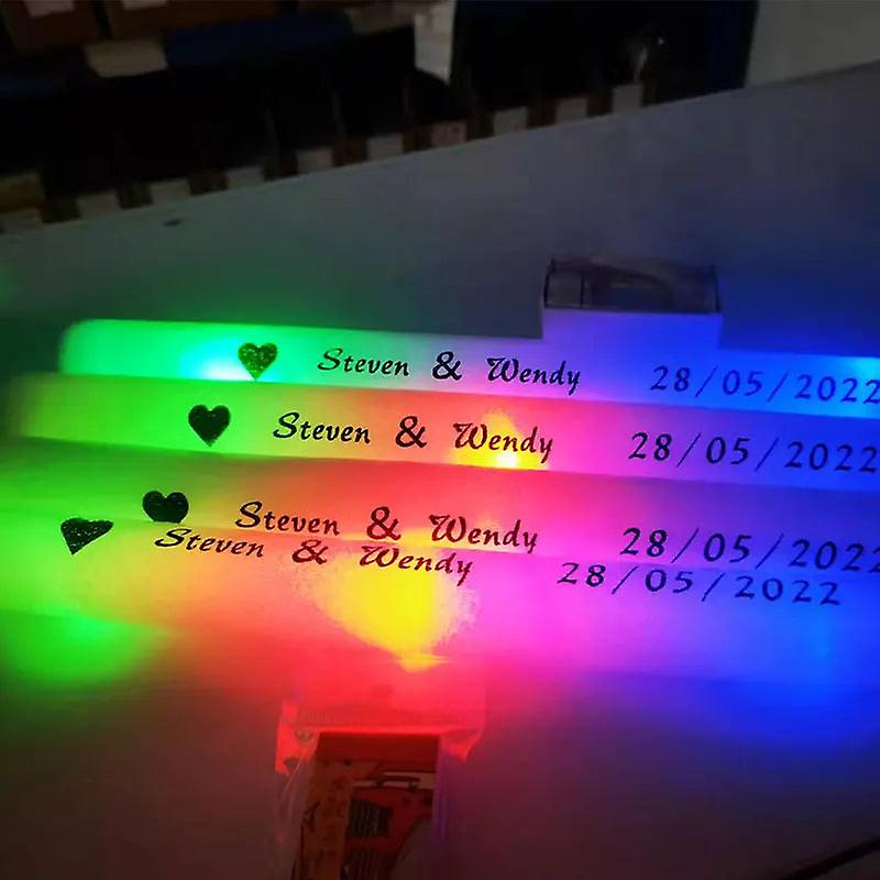 Bastoncini Luminosi A LED Colorati Rgb Fluorescente Fluminoso Stick Tubo Di Allegria Luminosa La Festa Di Compleanno Di Compleanno Feste Di Matrimonio LT918 Da 1,01 € | DHgate