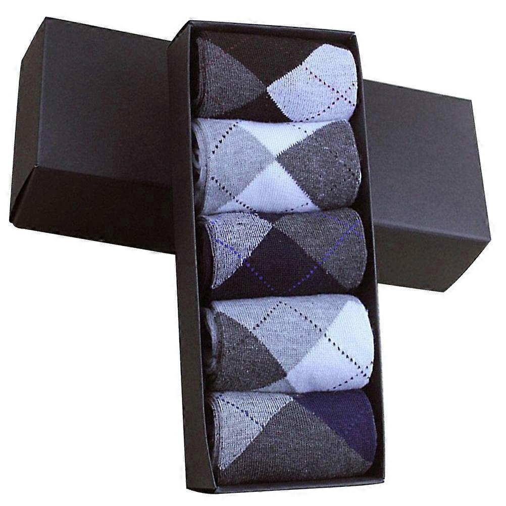 Grid-Designed Men's Socks with Anti-Skid Properties and Optimal Warmth