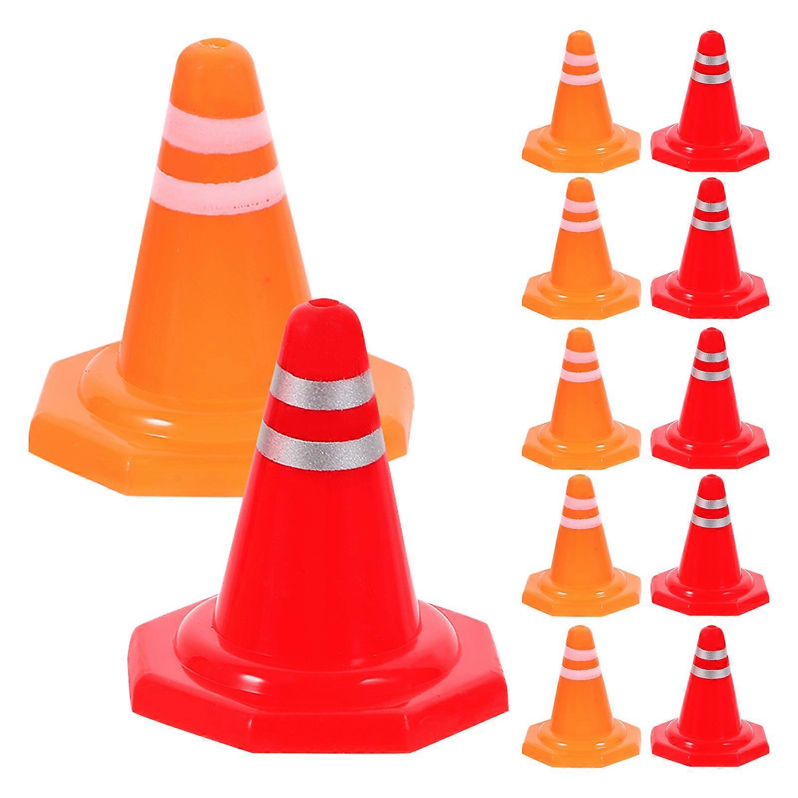 30pcs Mini Traffic Cones Doll House Accessories Tiny Model Sand Table Decor