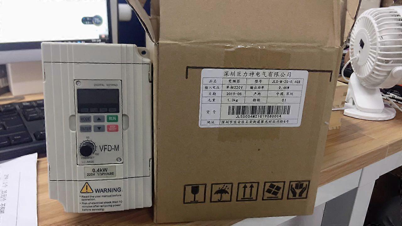 Μονοφασικός μετατροπέας 220V 0.4KW