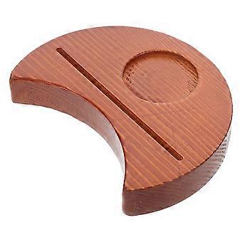 Suporte de madeira para leitura de cartas de tarô com design elegante.