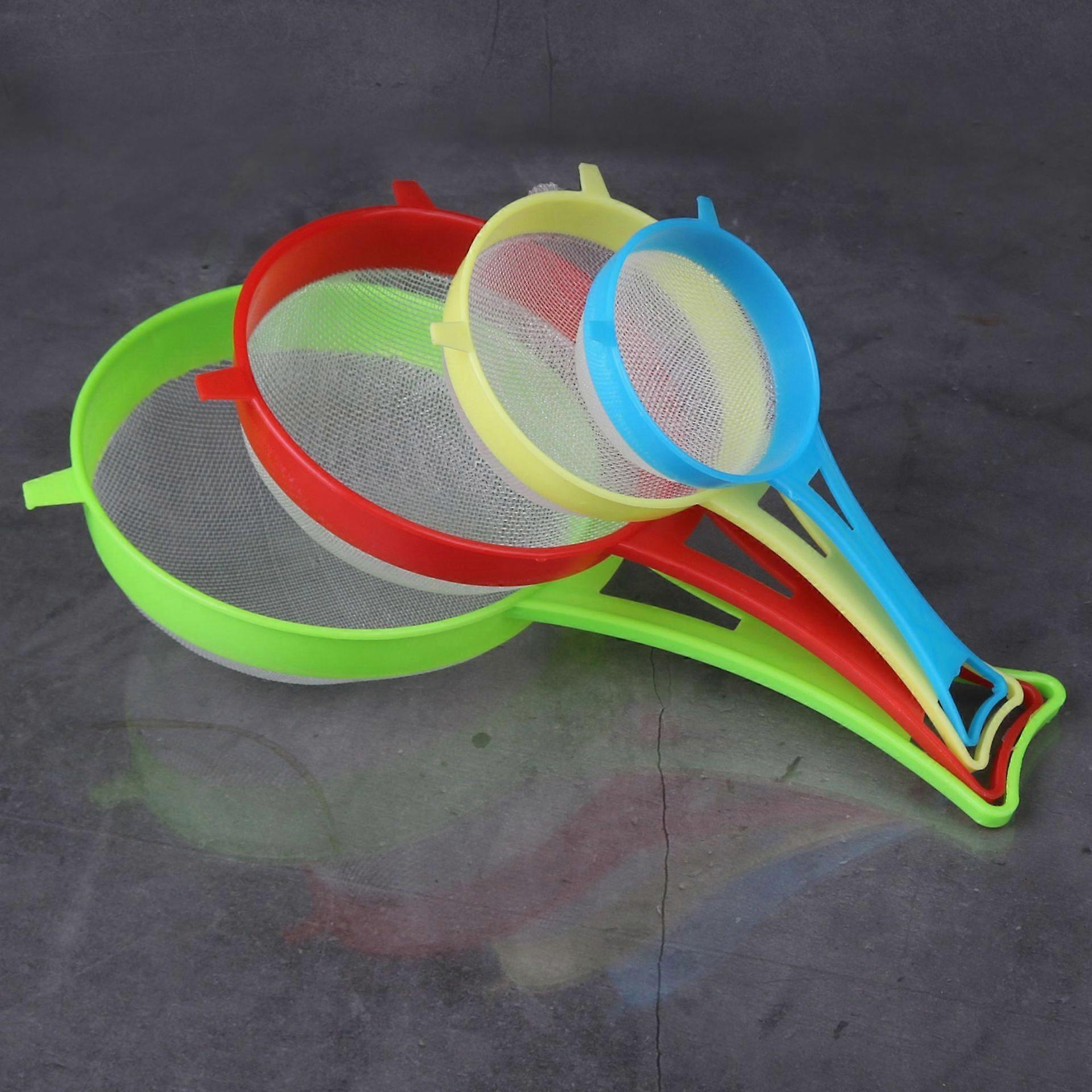 Plastic colander with nylon mesh