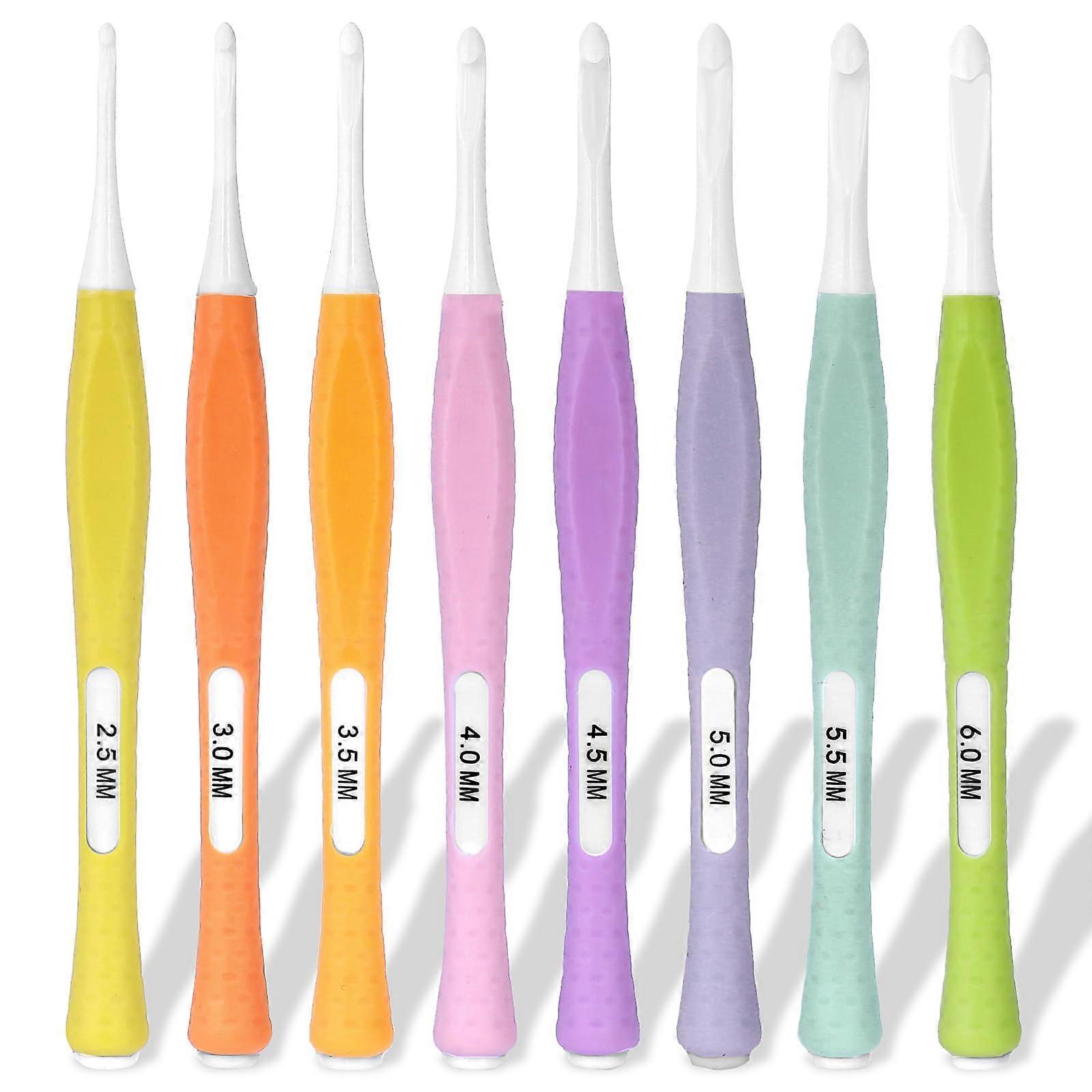 Crochet Hooks Set with Ergonomic Handles, 2.5mm6mm for Crochet Lovers