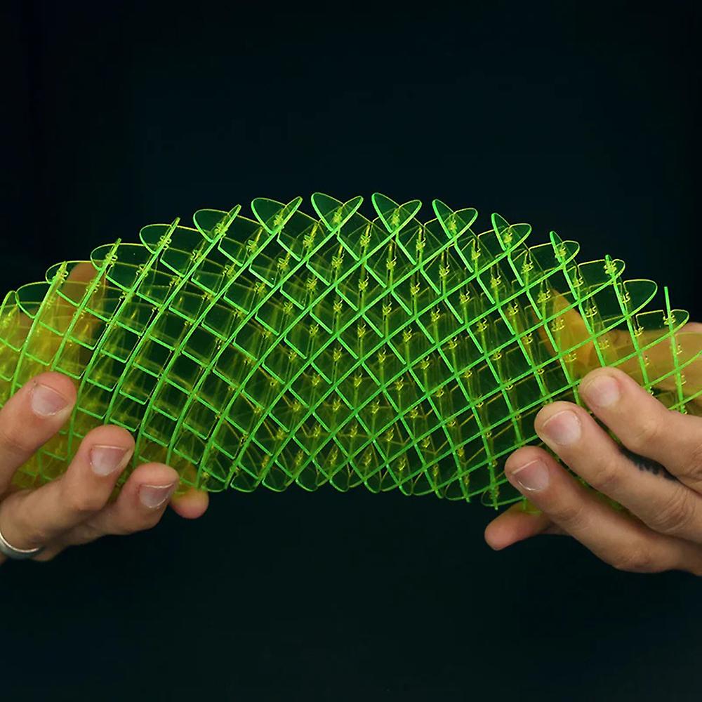 Portable Flexible Fidgets Worm Toy Soft Stretchy Decompression Toy for Men Women Boy Girl