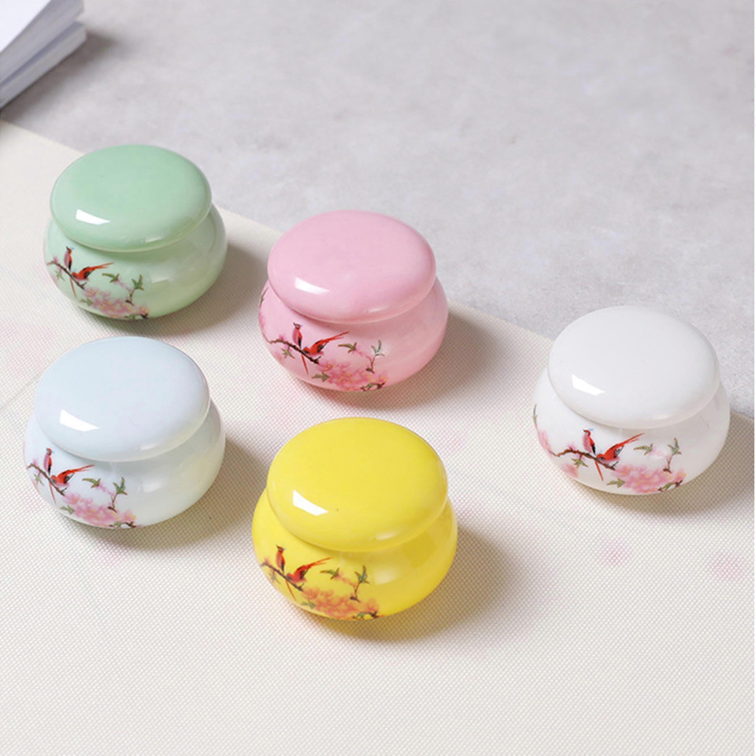 5 ceramic jars for Creams Lipsticks Ear Studs, dispensing containers, Chinese design