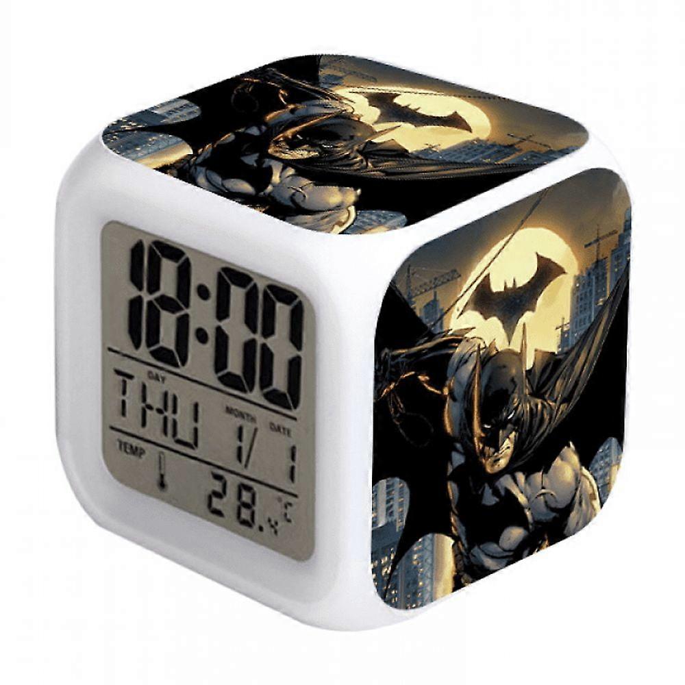 HANNTAOO digital väckarklocka för barn, Marvel superhjältar mönster, 7 färg LED, termometer, nattlampa, gåva till pojkar flickor