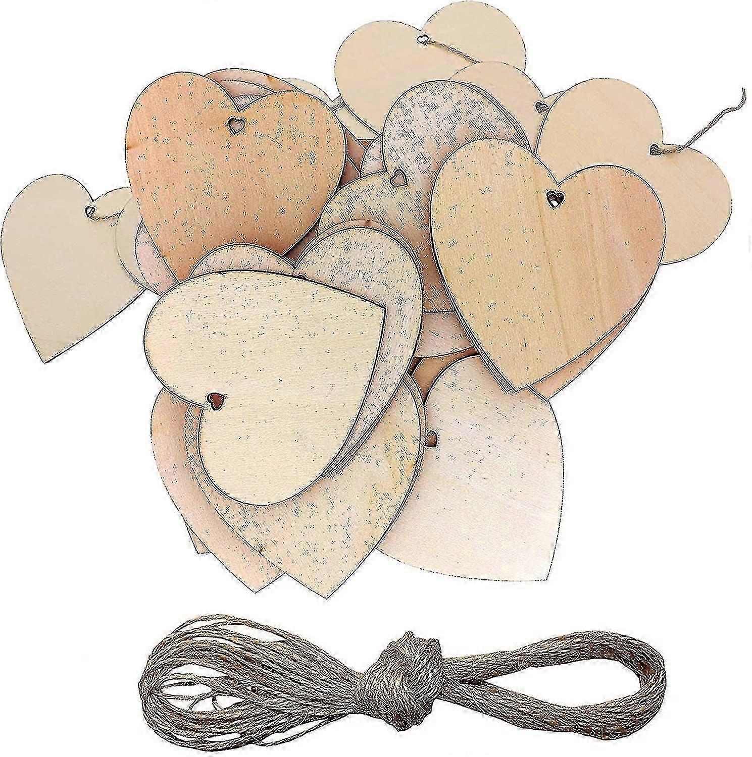 50個の木製のハートの装飾、さまざまな用途のための8 x 8cmの自然な未完成の素朴な愛のタグ