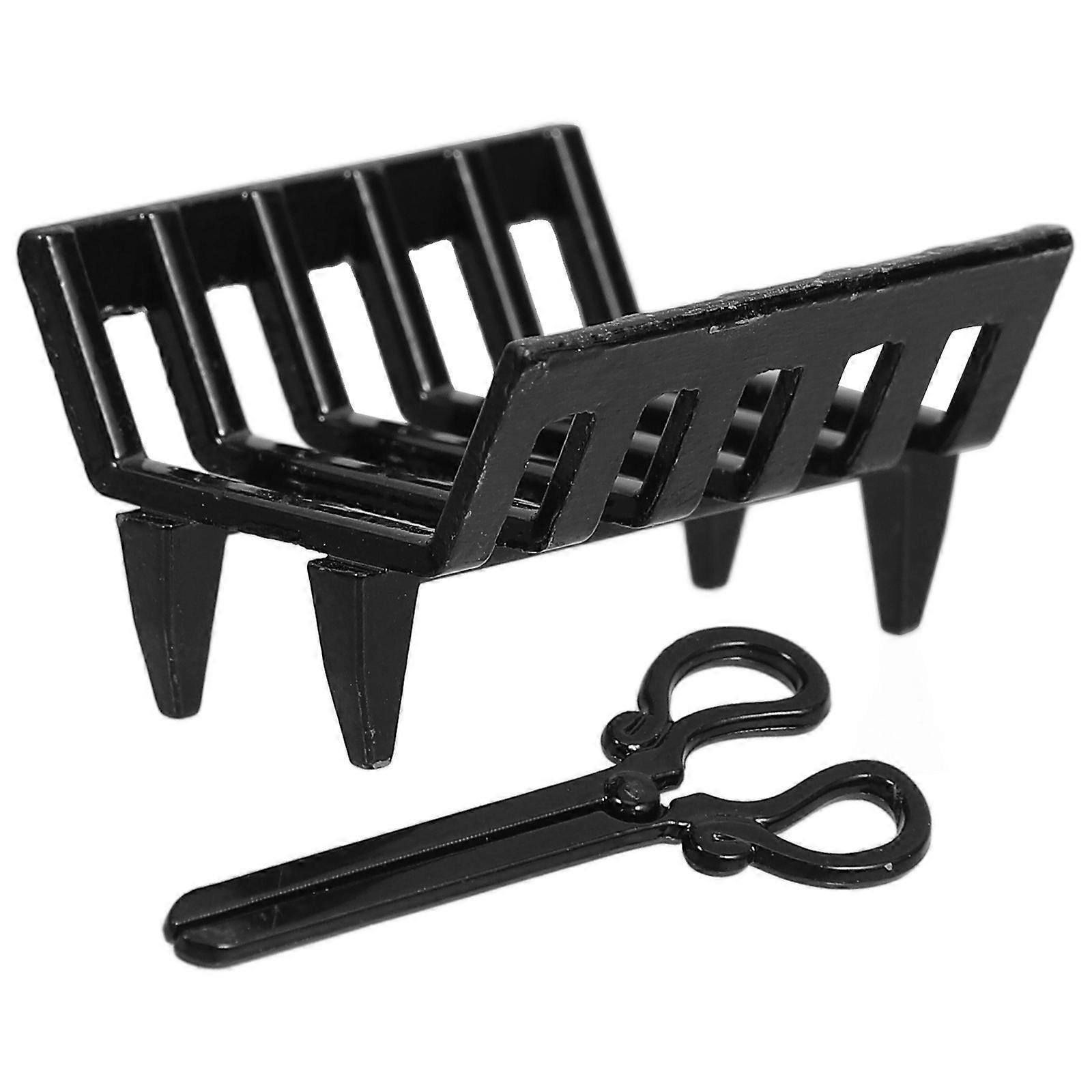 Precise Miniature Fireplace, Creates Warm Ambiance in Dollhouse Scenes