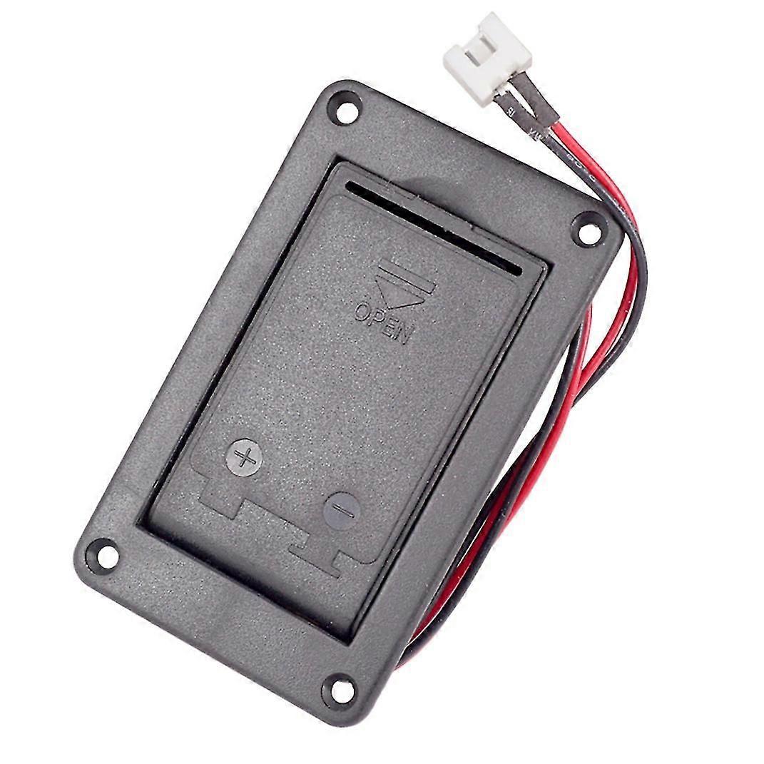 Active battery cover for electric guitar