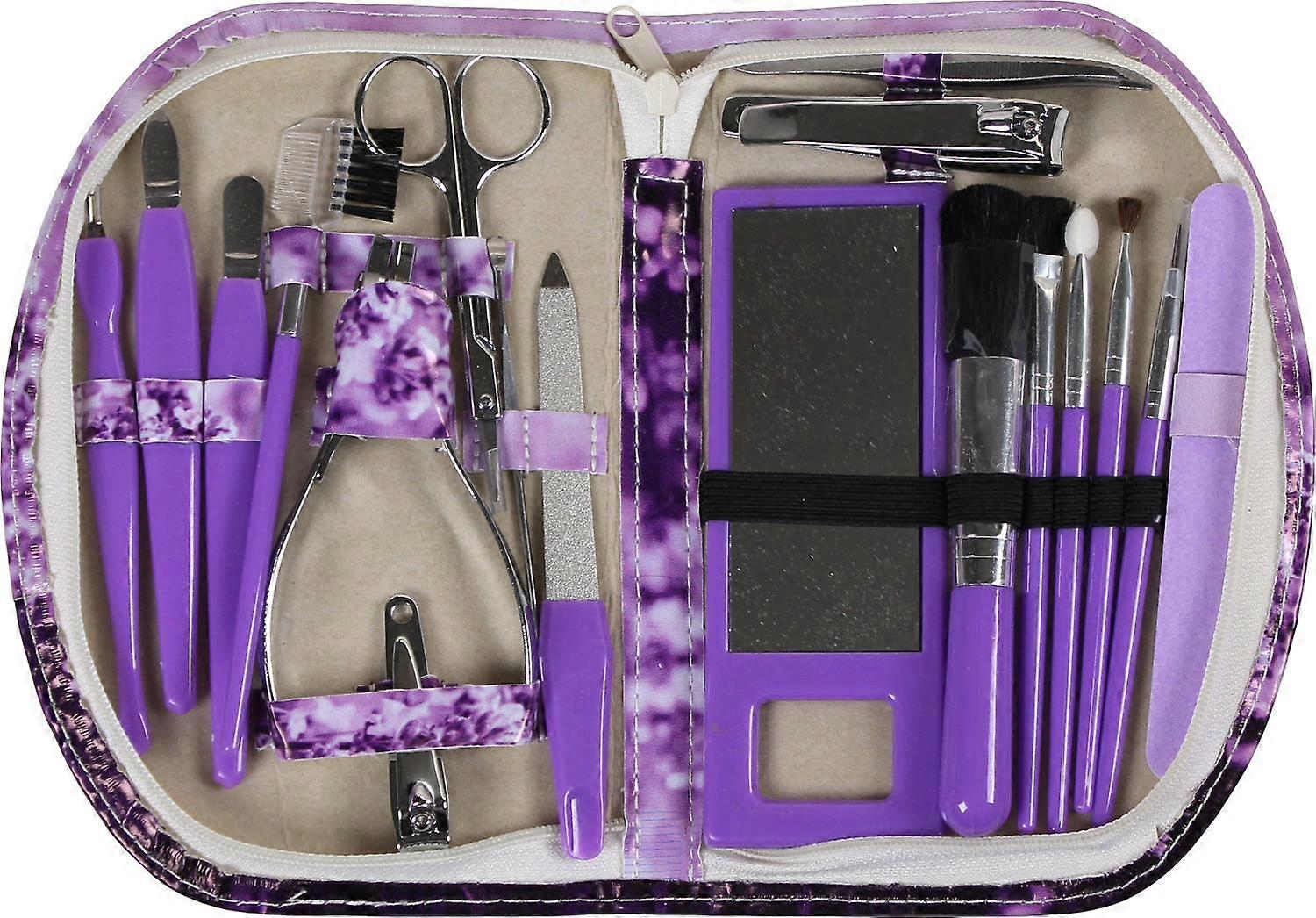Wellys 18 pc manicure set 'Lavender'.