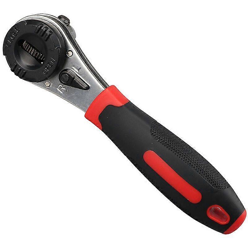Multifunctional ratchet wrench adjustable from 6 to 22 mm