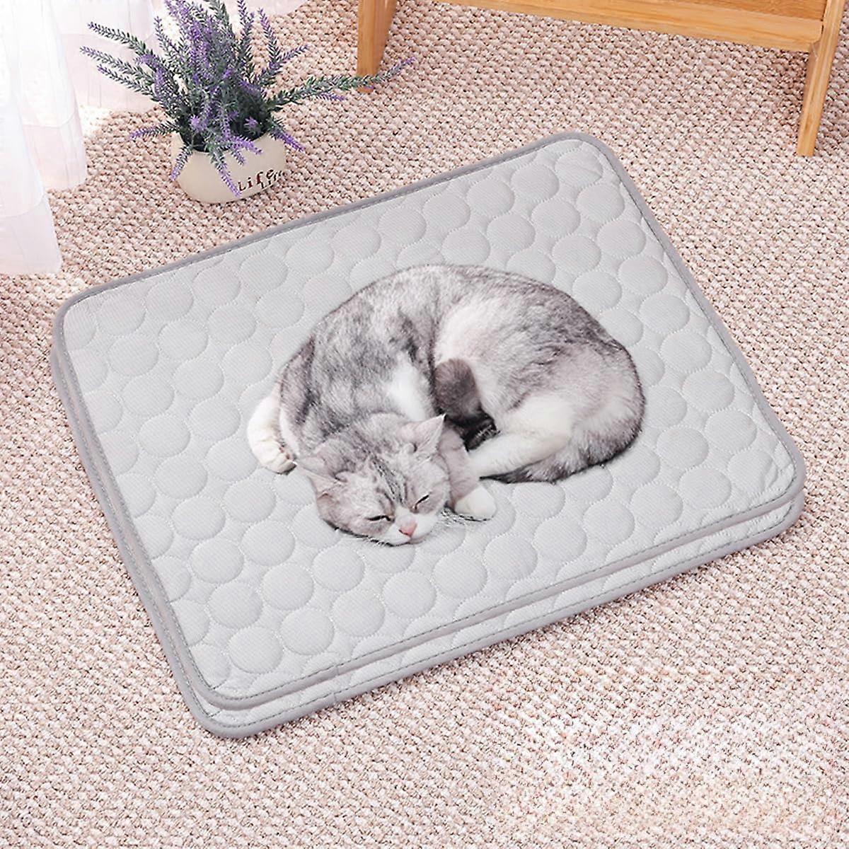 Cooling Mat for Dogs and Cats, Double-Sided Ice Silk Fabric, Summer Heat Relief, Gray 70 x 55 cm, 2 Pack