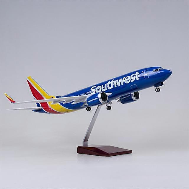 1/85 Scale 47CM Airplane 737-700 B737-700 Aircraft Southwest Airline W Light and Wheel Diecast Plastic Resin Plane Model Toy
