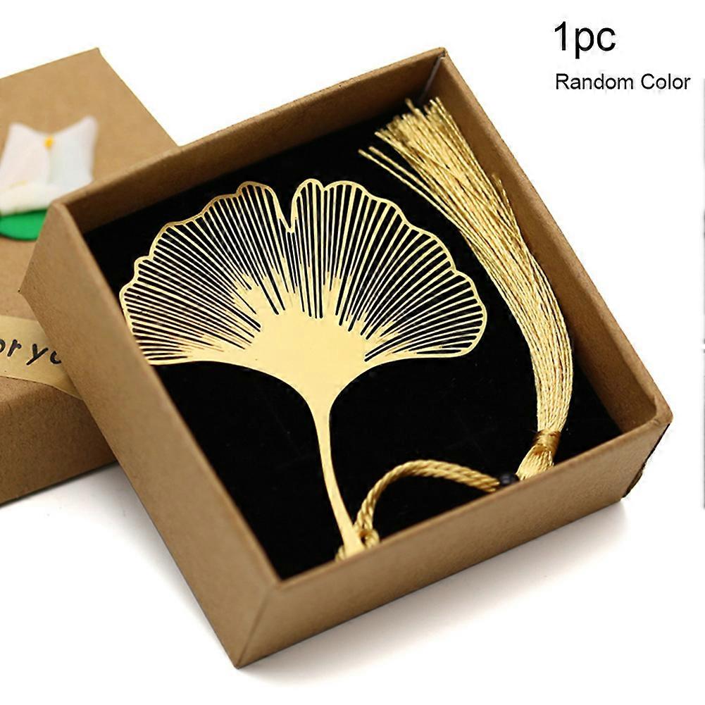 Hollow Ginkgo Leaf Bookmark with Random Color Tassel