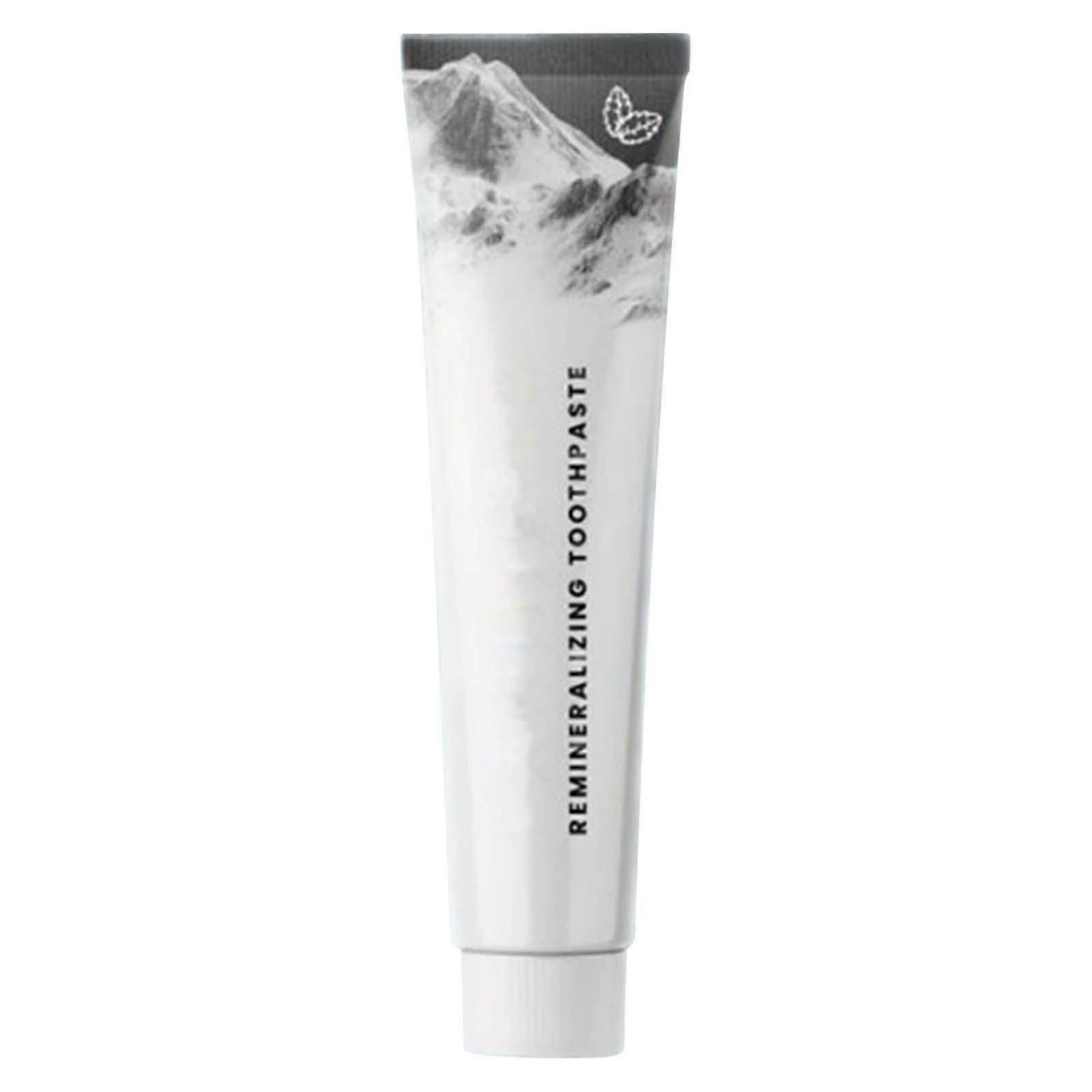 Oral Care Tooth Cleaning Toothpaste Effective In Removing Dirt Refreshing The Oral Cavity Convenient To Use And Increasing Confidence 60ml CCC